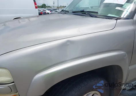 2003 Chevrolet Tahoe Z71 z USA, uszkodzony, nr VIN 1GNEK13Z33R304074